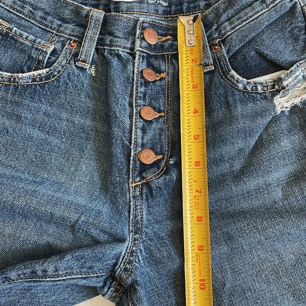 Old Navy super distressed high rise, straight leg, button fly jeans. Girls 14